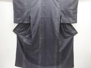 未使用品　花唐草模様織出し本場結城紬100亀甲着物（石下）